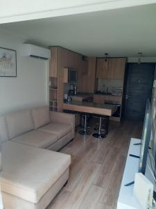 Santiago Centro - Dpto Boutique con Patio Privado