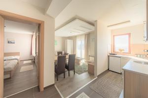 Modern Lux Apartment H8 at Milmari Resort