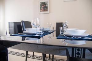 Promo INIZIO ANNO 3 Suite in Centro Città con Balcone, Parcheggio Pubblico a 500m