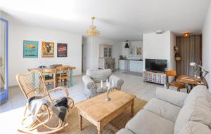 Cozy Home In Bargemon With Wifi