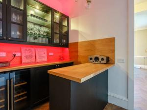 The Old Nunnery - Uk7122