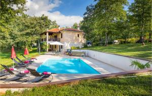 Amazing Home In Bonasini With 4 Bedrooms, Wifi And Private Swimming Pool