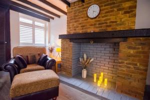 A Bright and Spacious Gem