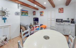 Cozy Home In Molières-Cavaillac