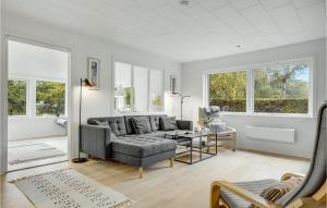 3 Bedroom Cozy Home In Nykøbing Sj