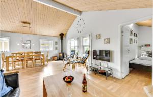 Three-Bedroom Holiday Home In Tarm