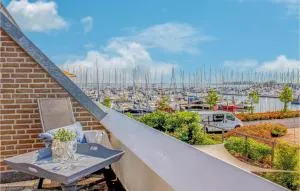 2 Bedroom Lovely Home In Bruinisse - 布勒伊尼瑟