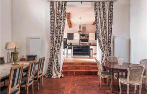 3 Bedroom Awesome Home In Marquefave