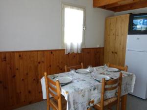 Maisons de vacances Maison Bretignolles-sur-Mer, 2 pieces, 4 personnes - FR-1-224A-46 : photos des chambres