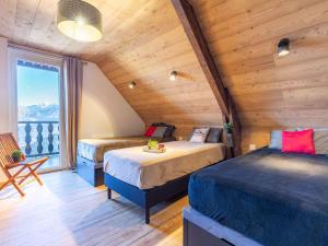 Chalets Chalet Saint-Lary-Soulan, 5 pieces, 9 personnes - FR-1-296-349 : photos des chambres