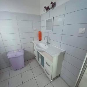 Appart de tourisme piscine climes LELAHEL Pointe aux sables