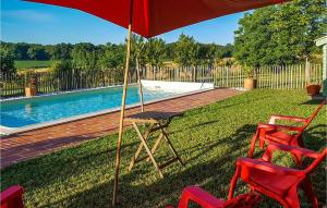 Maisons de vacances Awesome Home In Saint-bonnet With Outdoor Swimming Pool, Private Swimming Pool And 4 Bedrooms : photos des chambres