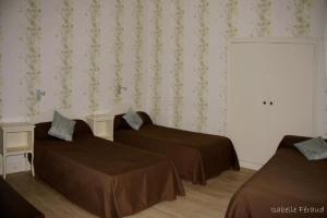 Hotels Hotel Saint Jean : Chambre Triple