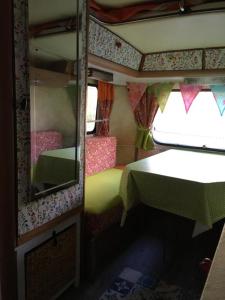 Campings caravane vintage : photos des chambres