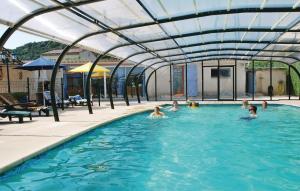 Maisons de vacances Lovely Home In Rochefort Du Gard : photos des chambres