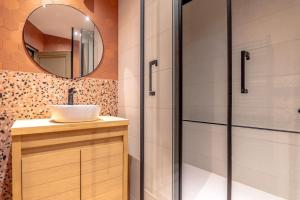 La Villa les lauriers, 150 m de la mer, Grimaud, golfe de St Tropez