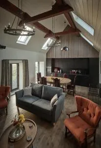 Monkstadt No 10 The Horse Walk - Totscore