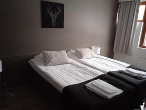 Ellivuori, Ellin Pooli 5