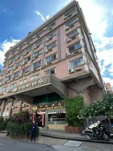 Chung Hsin Hotel 中信酒店 - Phnompenh