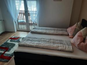 Apartment - Ferienwohnung 2 Treffen am Ossiachersee