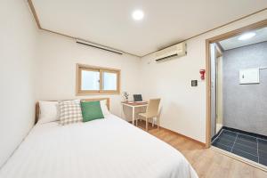 Phòng Đôi (Double Room)