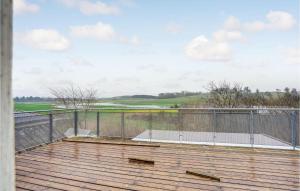 Nice Home In Lemvig With Wifi