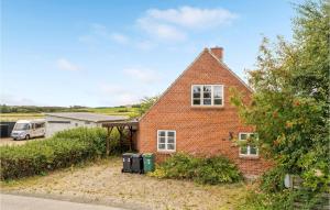 Nice Home In Lemvig With Wifi