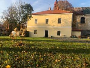 Penzion Fara pod Milešovkou