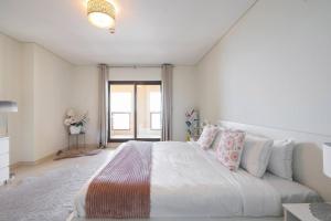 Balqis Residense Palm Jumeirah,Pool, Beach, Top floor, Full sea view, Restaurants