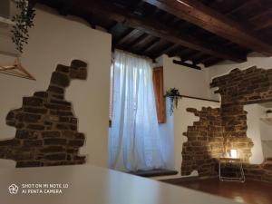 Queen Room with Shared Bathroom