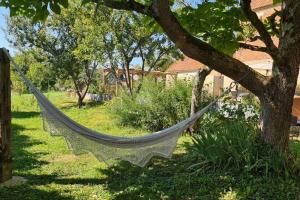 Maisons de vacances Gite de charme a la campagne avec piscine : photos des chambres