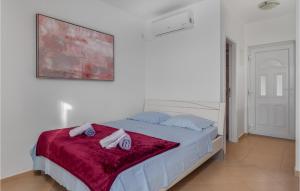 Amazing Apartment In Dramalj With Wifi