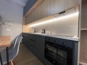 Square 21 Apartments