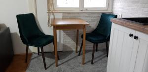 Sophies Emerald Studio apartment