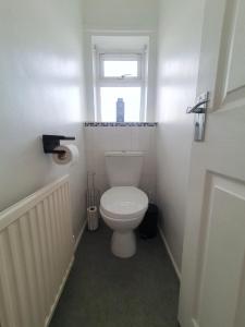 Owl Haven: Comfortable central 3 bedroom house, with an enclosed garden.