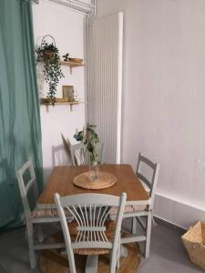 Appartements BNB Le BOHEMIEN Hyper Centre 5' Train Station : photos des chambres