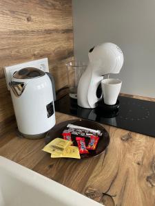 30 Airport apartment