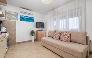 Pet Friendly Home In Medveja 