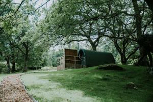 Willow Cabin & Hot Tub