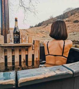 Oak SPECIAL WINTER OFFERS - Hot tub