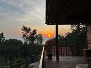 Ong Huong House Can 2