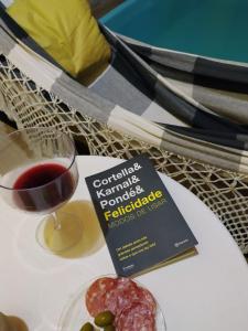 Casa Amarela na Praia de Guaibim-Taquari