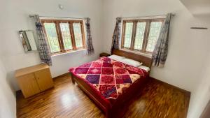 Mountain Mansion Kodai