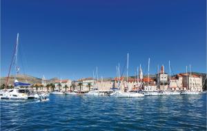 Beautiful Apartment In Trogir With 1 Bedrooms And Wifi