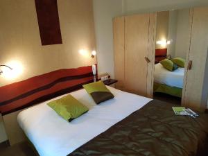 Hotels Logis Hotel La Fauceille : photos des chambres