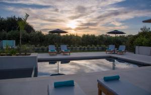 Eleanthi Modern Living