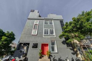 UPAR Hotels Uthandi, ECR