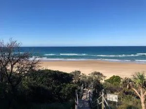 Sawtell cottage. 5min to beach.Pets - Boambee