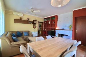 Villa Parmenides Roses - Immo Barneda