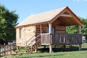 Sejours a la ferme LA CABANE DE JABI : photos des chambres